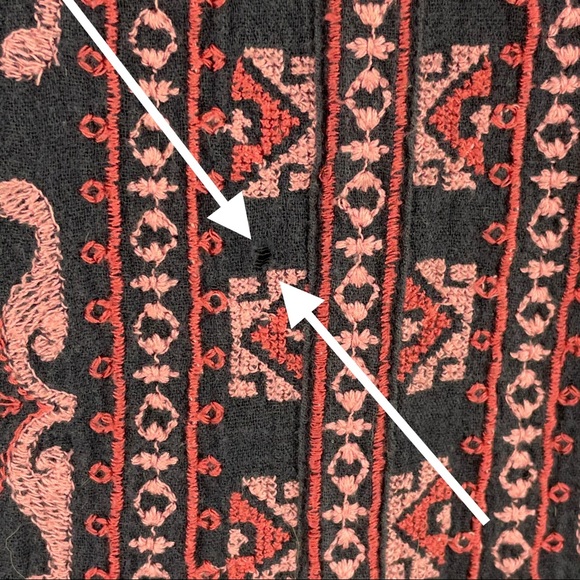 Lucky Brand Lace Up Front Embroidered Peasant Top - Picture 7 of 7